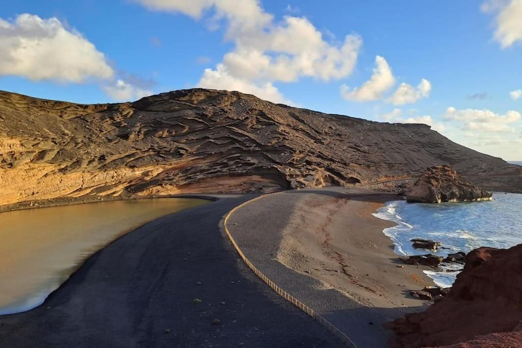 Вилла Casa Mar Y Lava Эль-Гольфо Экстерьер фото